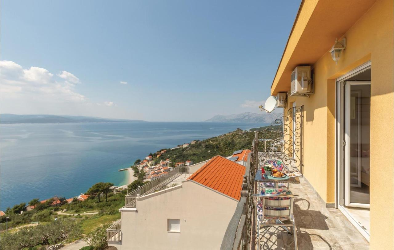 Amazing Apartment In Krvavica With Wifi Exterior foto